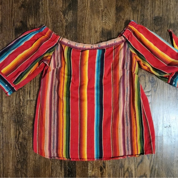SILVERADO Women’s Red Serape Southwestern Off Shoulder Shirt Top - Picture 1 of 8